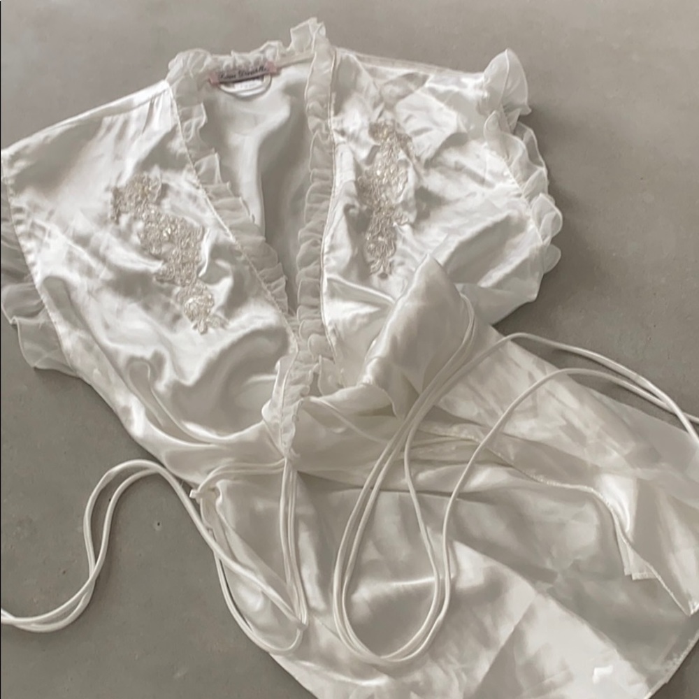 Linea Donatella nightgown and robe set